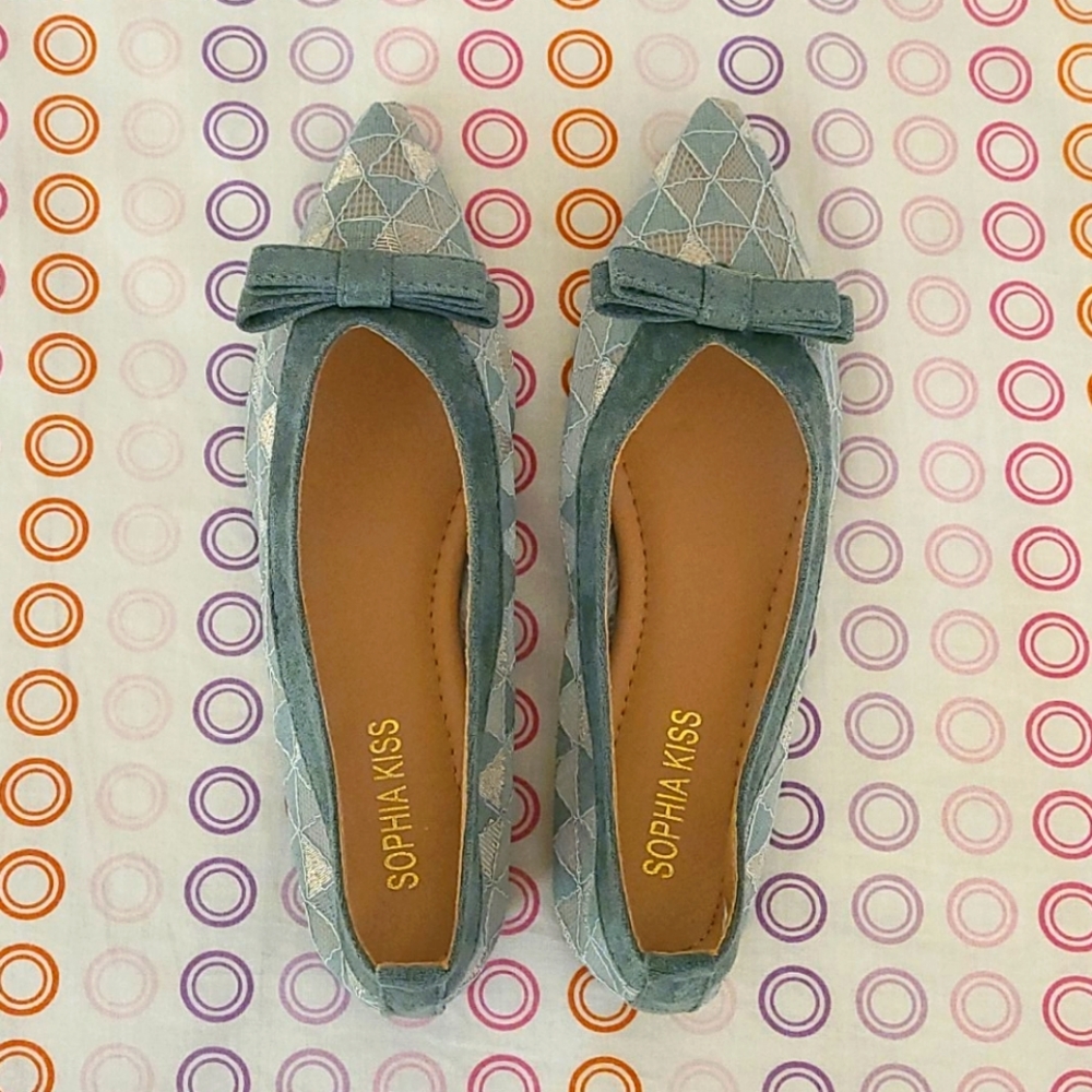 Pointy Blue Mesh Panel Flats w/ Bow Accent Size 6
